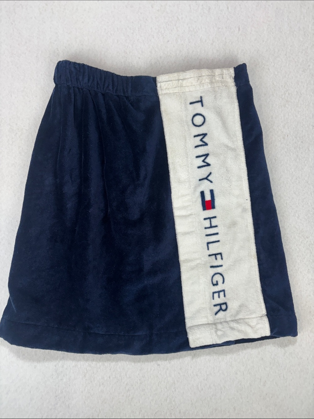 TOMMY HILFIGER Vintage Bath Pool Spa Body Velcro Towel Wrap Locker Room O/S